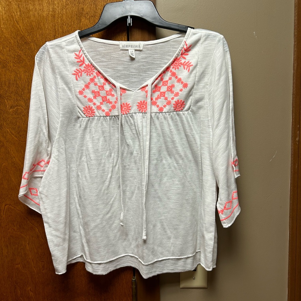 Aeropostale summer top white with orange trim. Used good condition no stains. - Picture 1 of 3